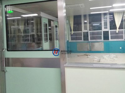 ICU监护室门